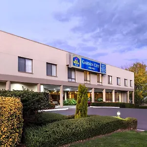 https://best-western-plus-garden-city.hotels-canberra.com