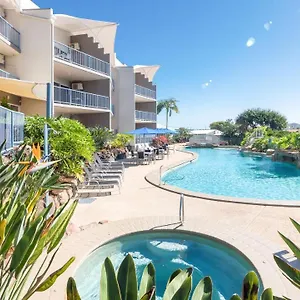 https://endless-summer-resort.hotelssunshinecoast.net
